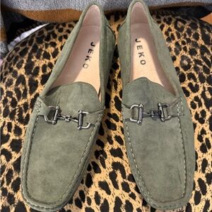New Jeko Green Suede Slip-On Loafers with Silver Detail
